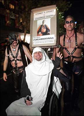 Mardi Gras Parade 2 March 2002
