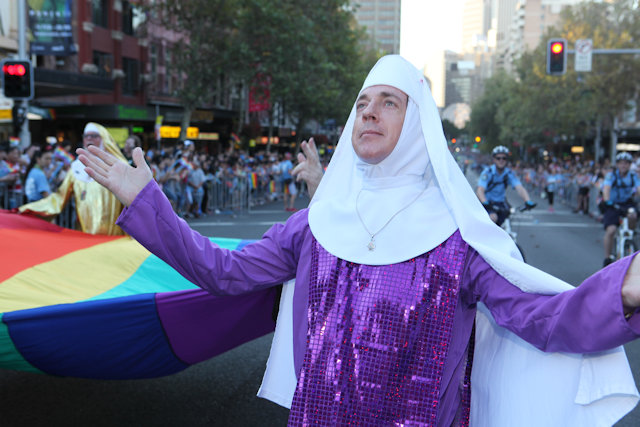 SGLMG Parade 2016