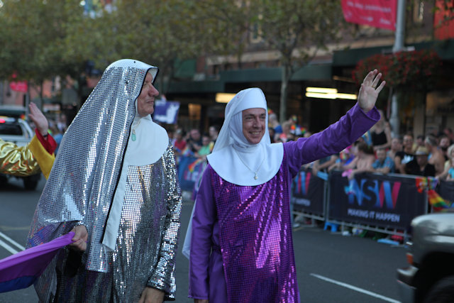 SGLMG Parade 2016