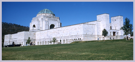 THE AUSTRALIAN WAR MEMORIAL 2